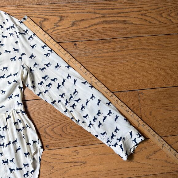 Maeve Equestrian Horse Print Blouse Pintuck SZ 10 V Neck Western Rodeo Ranch - Picture 8 of 8